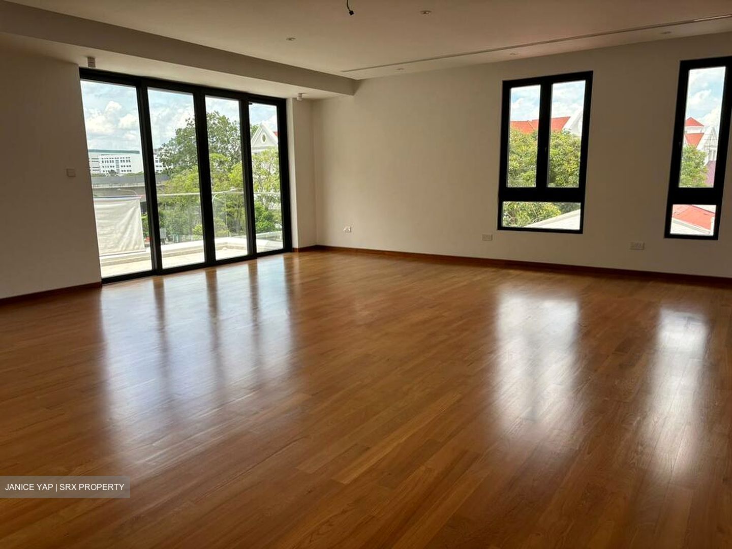 Bedok Ria Crescent (D16), Detached #499948711